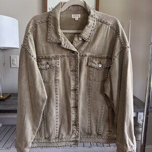 POL Studded Denim Jacket – Size L – Tan/Beige Neutral